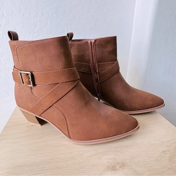 Maurice’s Claire Brown Pointed Toe Ankle Boots Size 10M - Picture 3 of 8